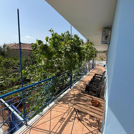 Dina House Appartement Himare Buitenkant foto