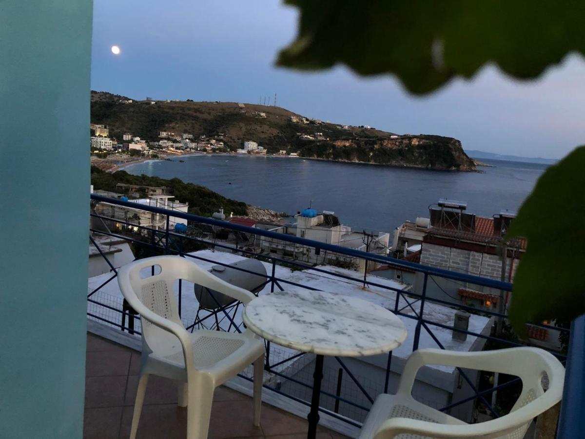 Dina House Appartement Himare Buitenkant foto