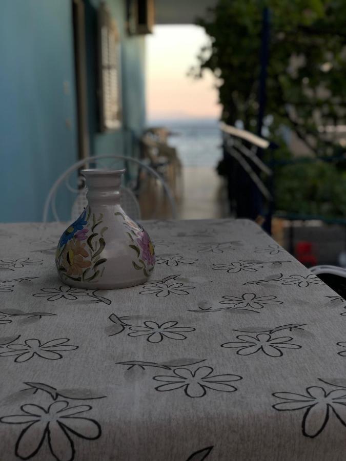 Dina House Appartement Himare Buitenkant foto