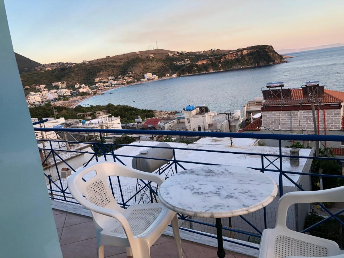 Dina House Appartement Himare Buitenkant foto