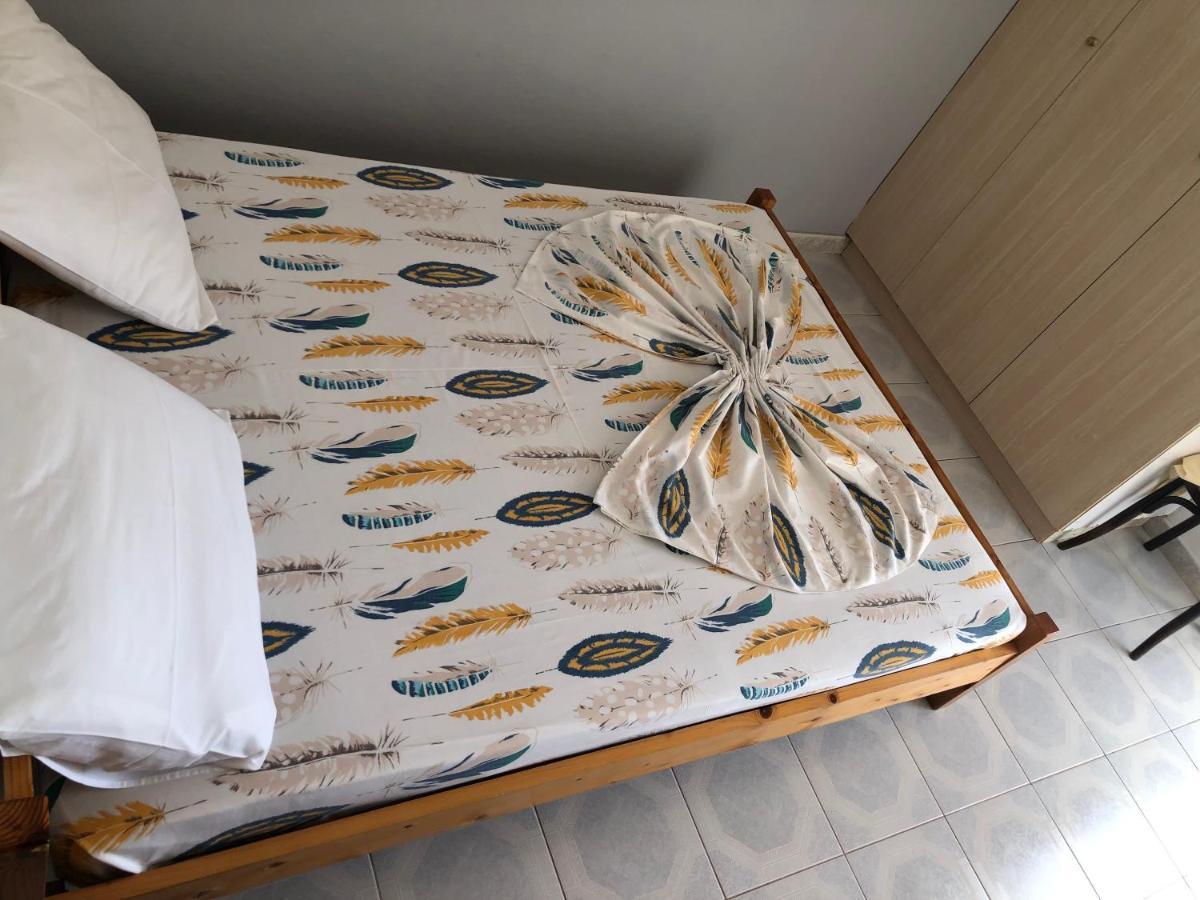 Dina House Appartement Himare Buitenkant foto