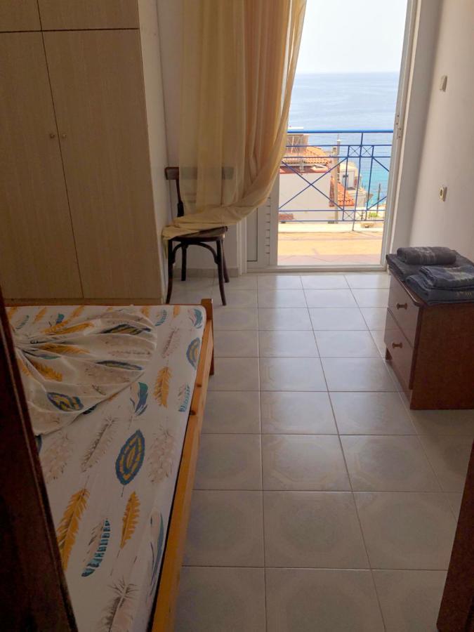 Dina House Appartement Himare Buitenkant foto