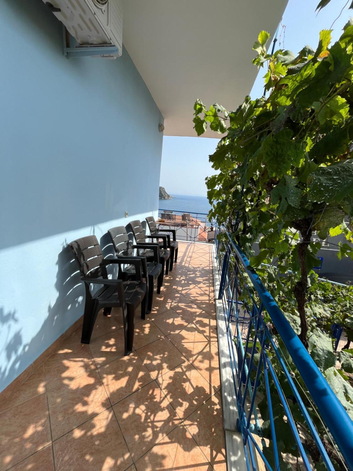 Dina House Appartement Himare Buitenkant foto