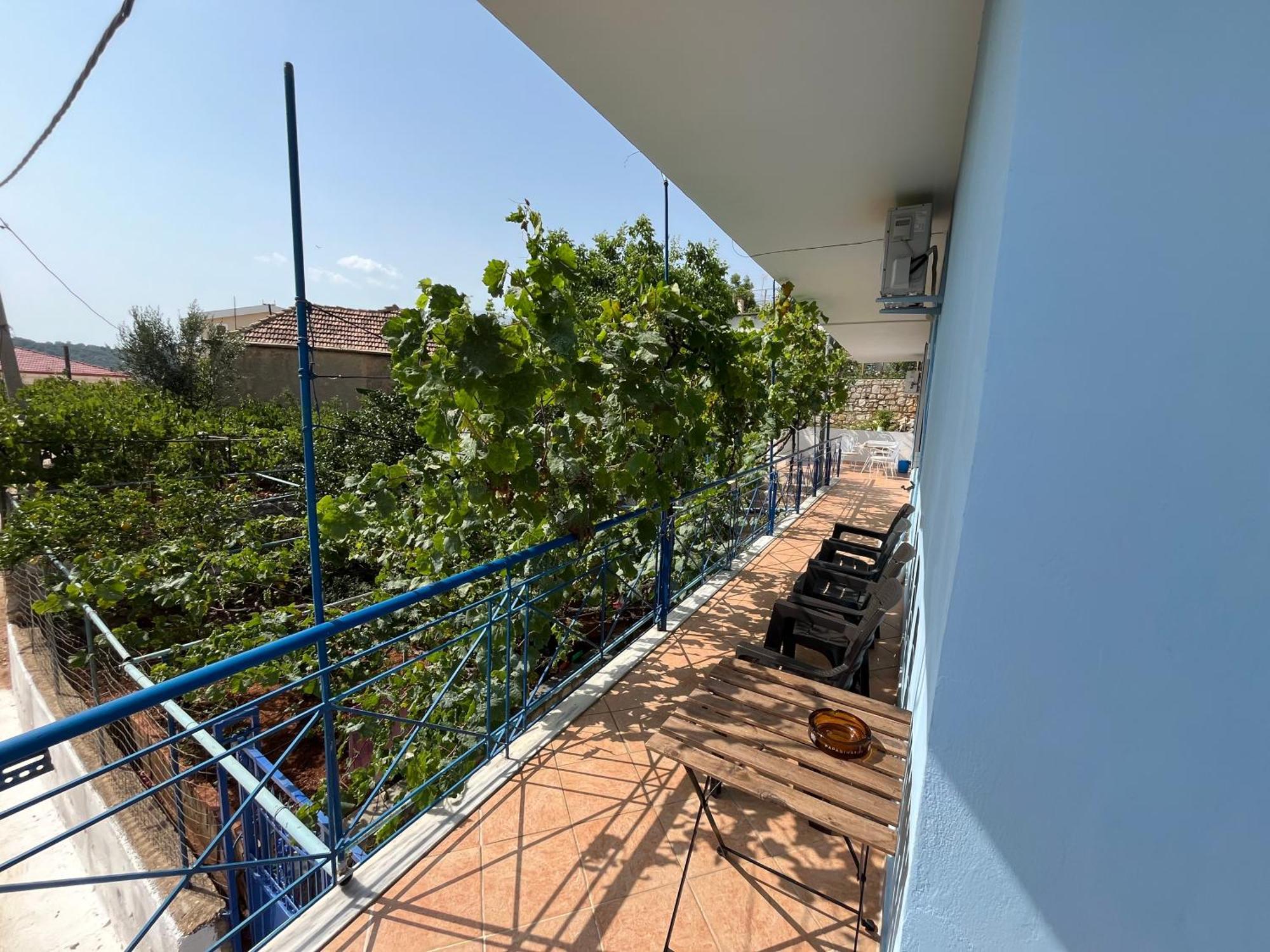 Dina House Appartement Himare Buitenkant foto